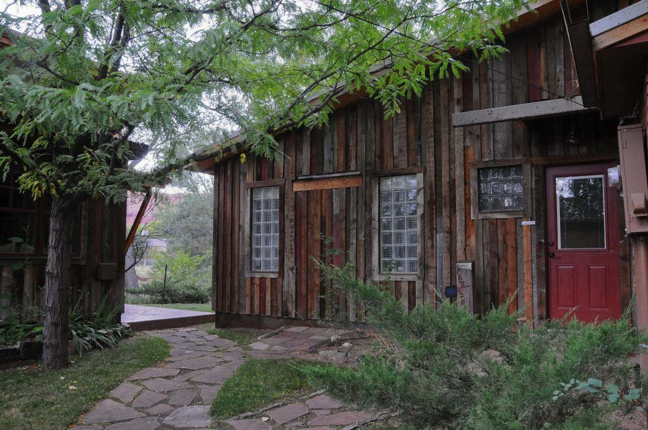 Creekside Cowa-Bungalow! Hotel Moab Eksteriør billede